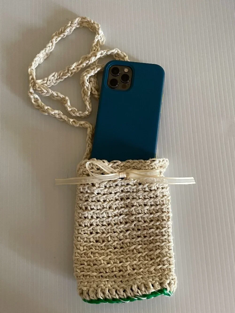 Light crochet phone holder, Gifts For Her, Crossbody crochet phone holder